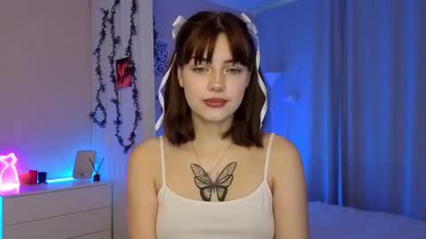 Bella online show from November 9, 6:09 am