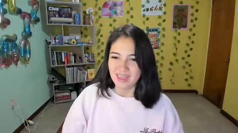 Mia  online show from February 17, 1:00 pm