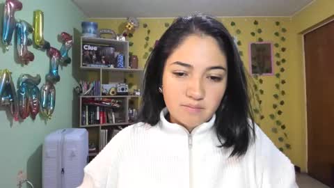 Mia  online show from December 23, 4:01 am