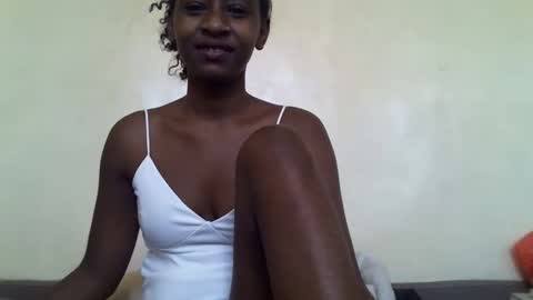 Snapshot of littlesandie chatting on September 30, 5:57 am littlesandie online show from September 30, 5:57 am