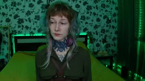 Niki  free tg channel with some photos gifs and info about streams  online show from October 6, 8:02 pm