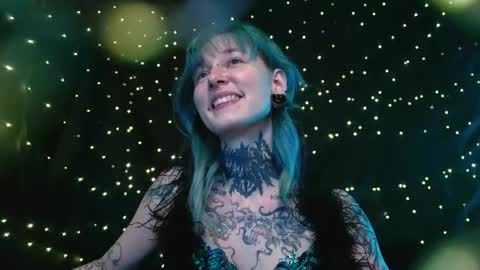 Niki  free tg channel with some photos gifs and info about streams  online show from November 22, 5:48 pm