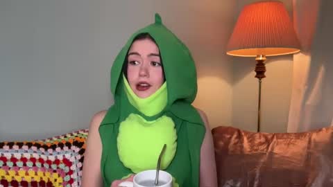 Little Sugar Pea  online show from January 12, 12:39 am