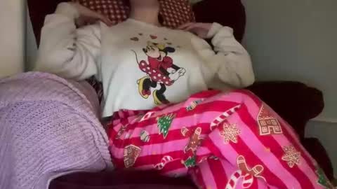 Little Sugar Pea  online show from November 21, 10:12 pm