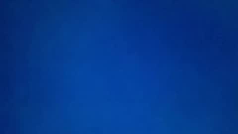 livingresidence135 online show from November 10, 4:57 pm