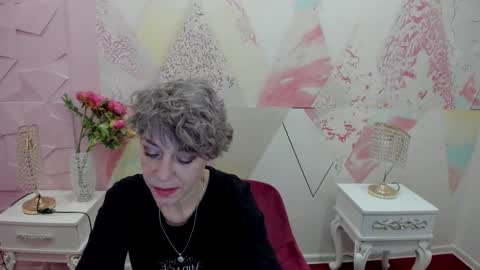 livslife online show from December 18, 11:15 am