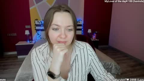 Girl next door online show from March 30, 11:54 am