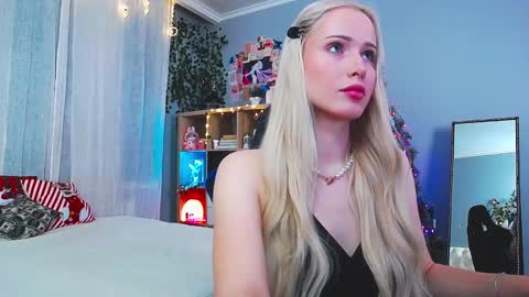 Lisa online show from December 7, 6:10 am