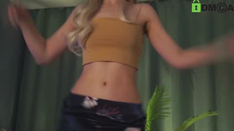 Sunnheart online show from December 28, 5:25 pm