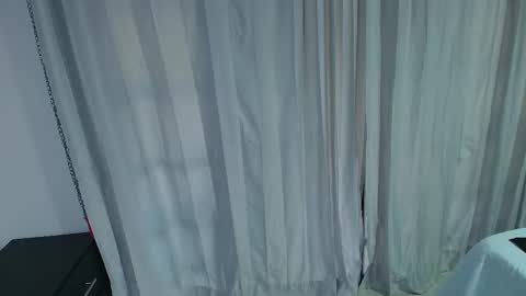 Snapshot of lizz_tender chatting on September 11, 12:05 pm Lizz online show from September 11, 12:05 pm
