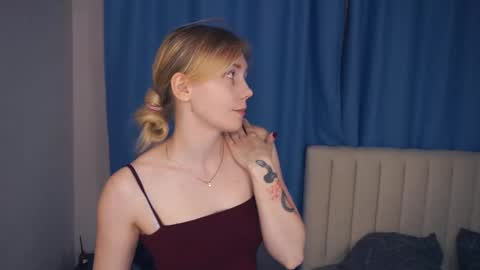 Megan online show from November 23, 6:53 pm