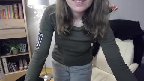 Lizzy online show from February 27, 6:46 am