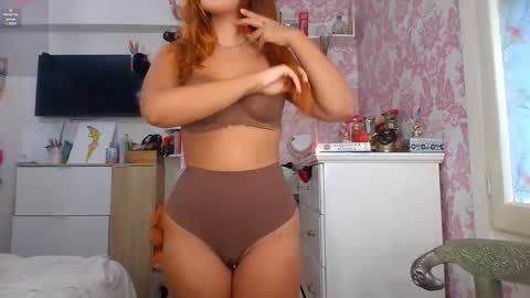 Lizzy  online show from October 3, 5:29 pm