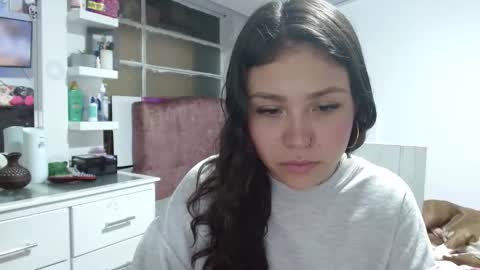 Lola  online show from October 26, 3:13 am