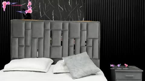 Lola Angel online show from November 27, 7:50 pm