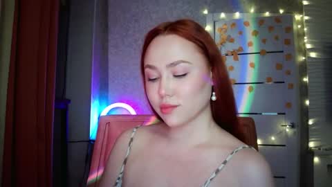 Lola online show from October 20, 2:31 pm