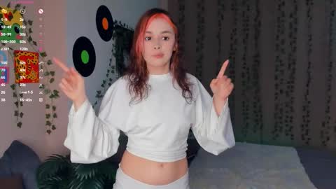 Lona online show from February 4, 6:44 pm