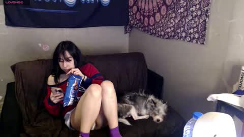 londonray online show from March 19, 12:37 am