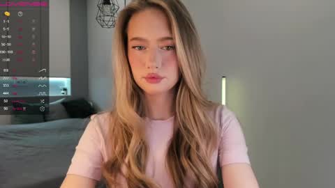 Eva online show from May 31, 3:07 pm