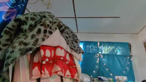 Londoncashmere69  online show from February 14, 2:44 pm