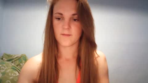 Lora online show from July 14, 5:50 pm