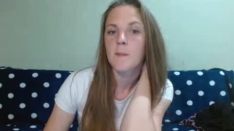 Lora online show from June 14, 4:40 pm