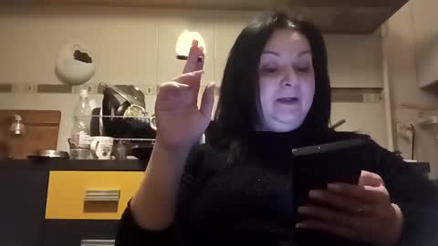 Snapshot of loraflame chatting on December 18, 8:03 pm Lora online show from December 18, 8:03 pm