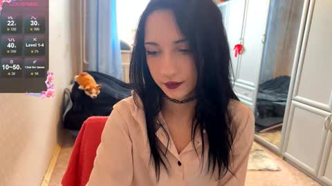 Hello there im Luna Im new here Lets have fun online show from February 3, 6:40 am