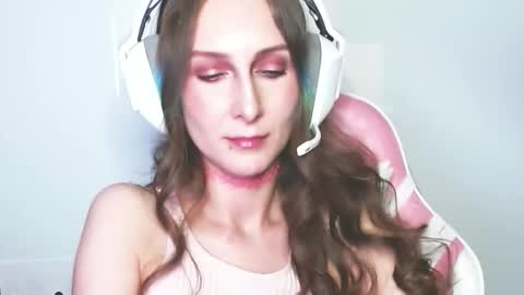 Lora  online show from April 2, 1:36 am