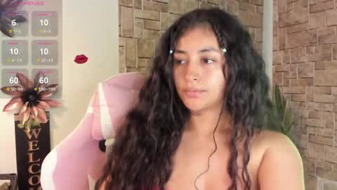 lore_rey online show from April 6, 3:50 am