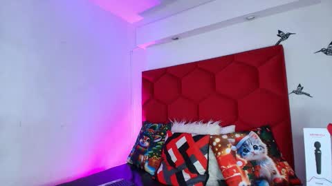 LORELI online show from December 21, 4:50 am