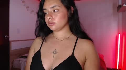 lorem_adams online show from July 28, 4:39 pm