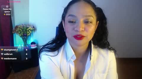 lorena494103 online show from October 22, 5:12 am