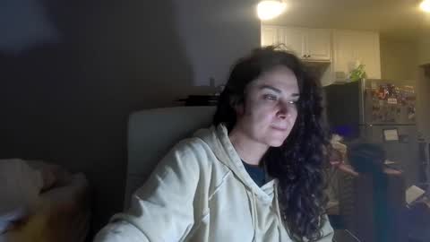 lorenlovely online show from October 10, 6:40 am