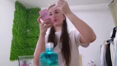 Amelia online show from February 17, 8:06 pm