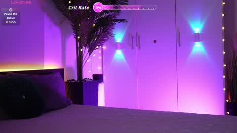 LoretteLorena online show from February 3, 7:40 pm