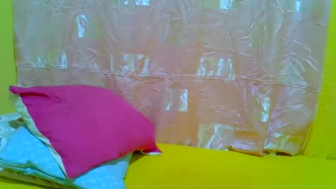 lorr982567 online show from December 18, 2:55 pm