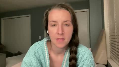 lothlori online show from March 24, 12:27 am