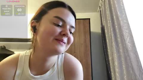 Esma online show from June 23, 11:08 am