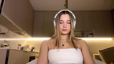 Eliza online show from January 31, 7:11 pm