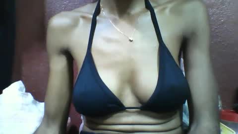 lovaelisa online show from November 27, 2:53 pm