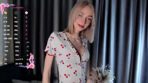 Leah online show from January 31, 1:33 am