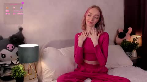 Leah online show from March 8, 2:10 am