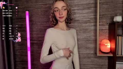 Leah online show from February 8, 1:54 am