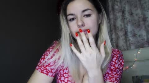 Megane online show from December 14, 8:03 pm