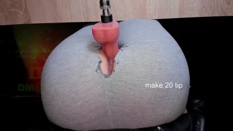 Snapshot of love_hard_kiru chatting on December 7, 1:18 pm Kira online show from December 7, 1:18 pm