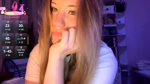 Snapshot of love_haven chatting on September 12, 10:06 pm Megan online show from September 12, 10:06 pm