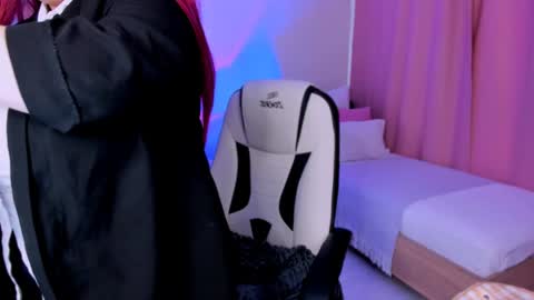 Sailor online show from December 5, 7:49 am