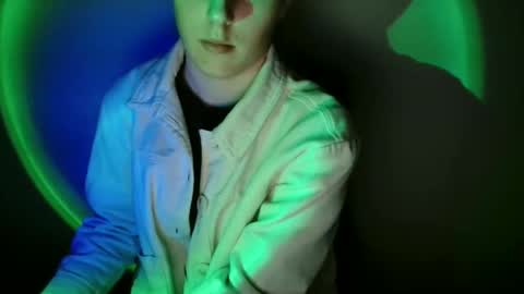 Vivian online show from February 4, 12:19 pm