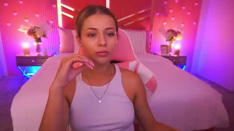 loveedove online show from July 7, 12:08 pm